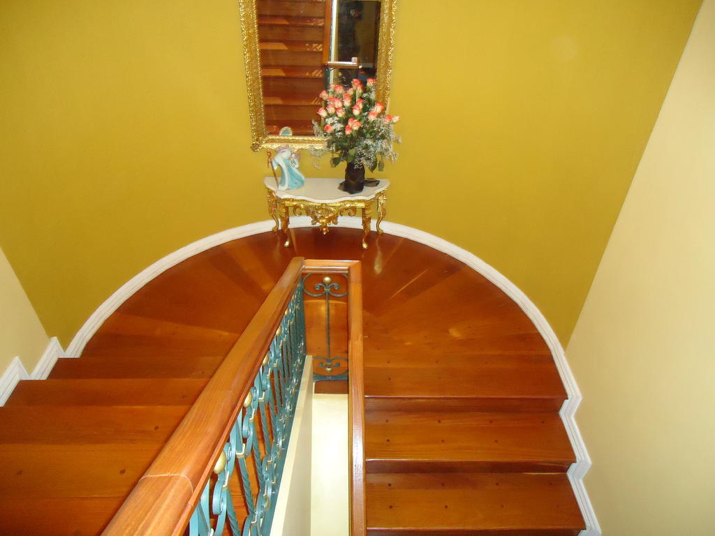 Hostal Saint Mary'S Tababela Exterior photo