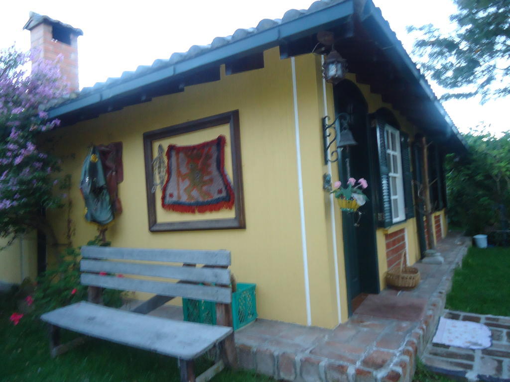 Hostal Saint Mary'S Tababela Exterior photo